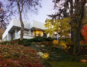 Edgemere Court Contemporary